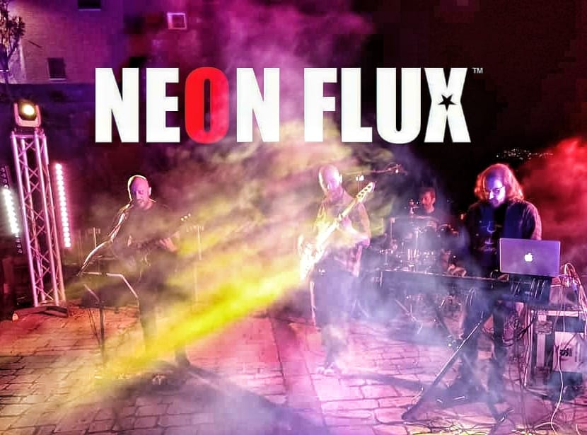 Neon Flux in concerto